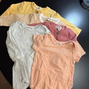 Rabbit Bear 6-9M Baby Bodysuits 5pc Bundle Ribbed Neutral Colors Bundle Clothes